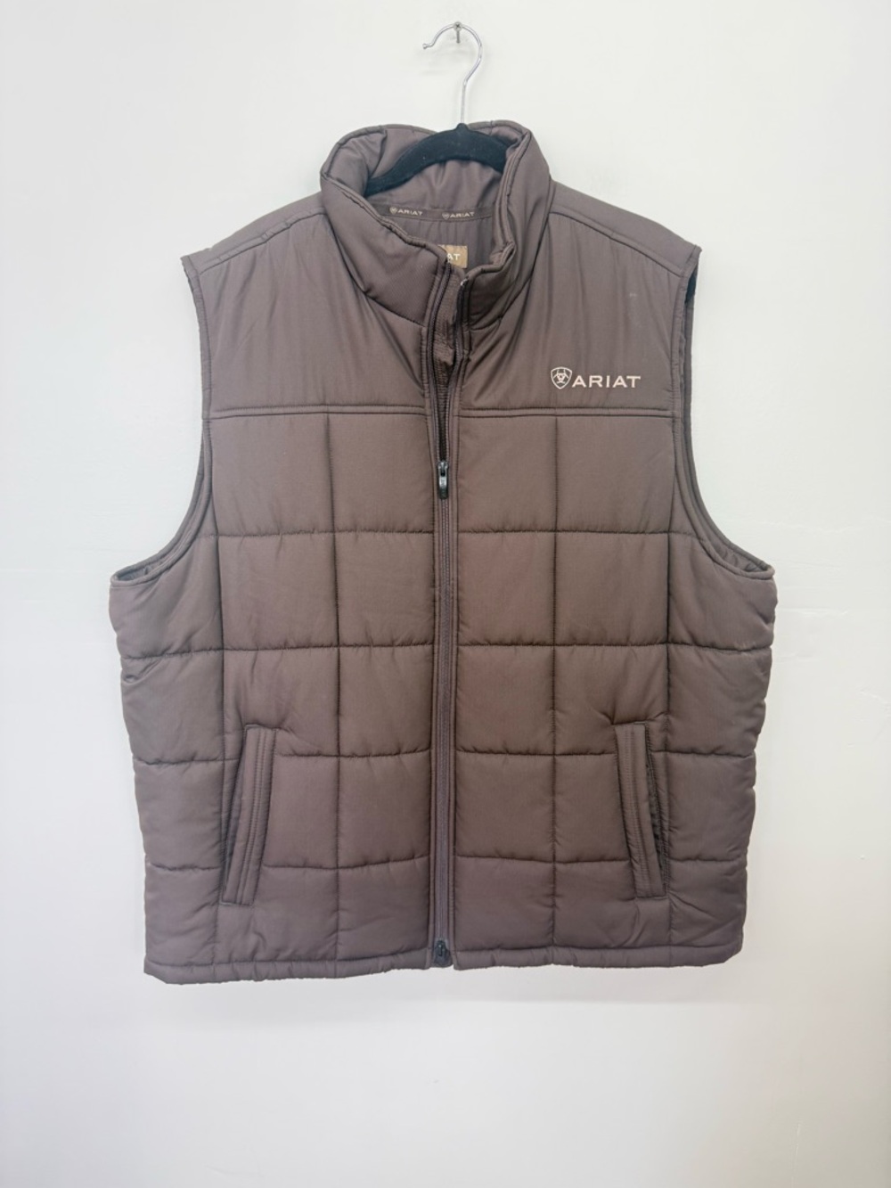 Ariat Men's Quilted Brown Insulated Vest